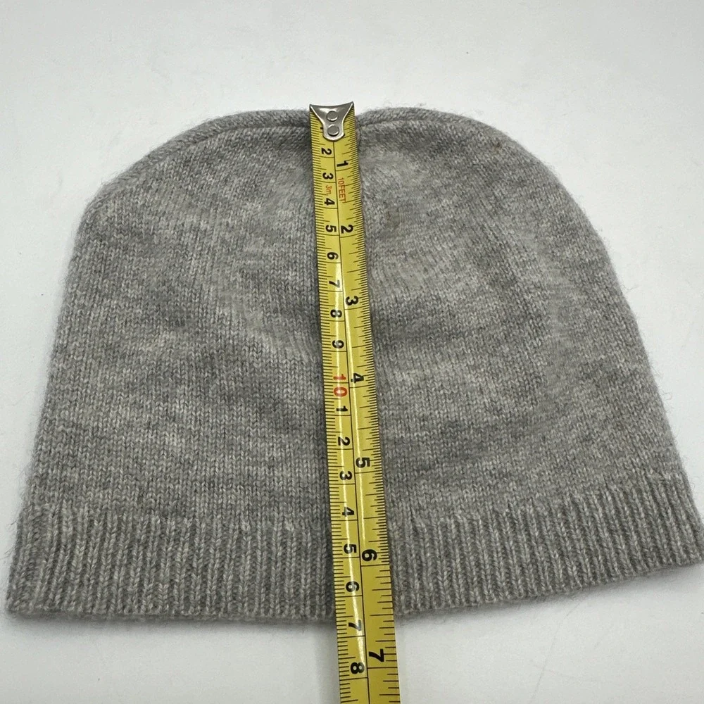 Barney's New‎ York Sz 2/4 Devil Cashmere Beanie